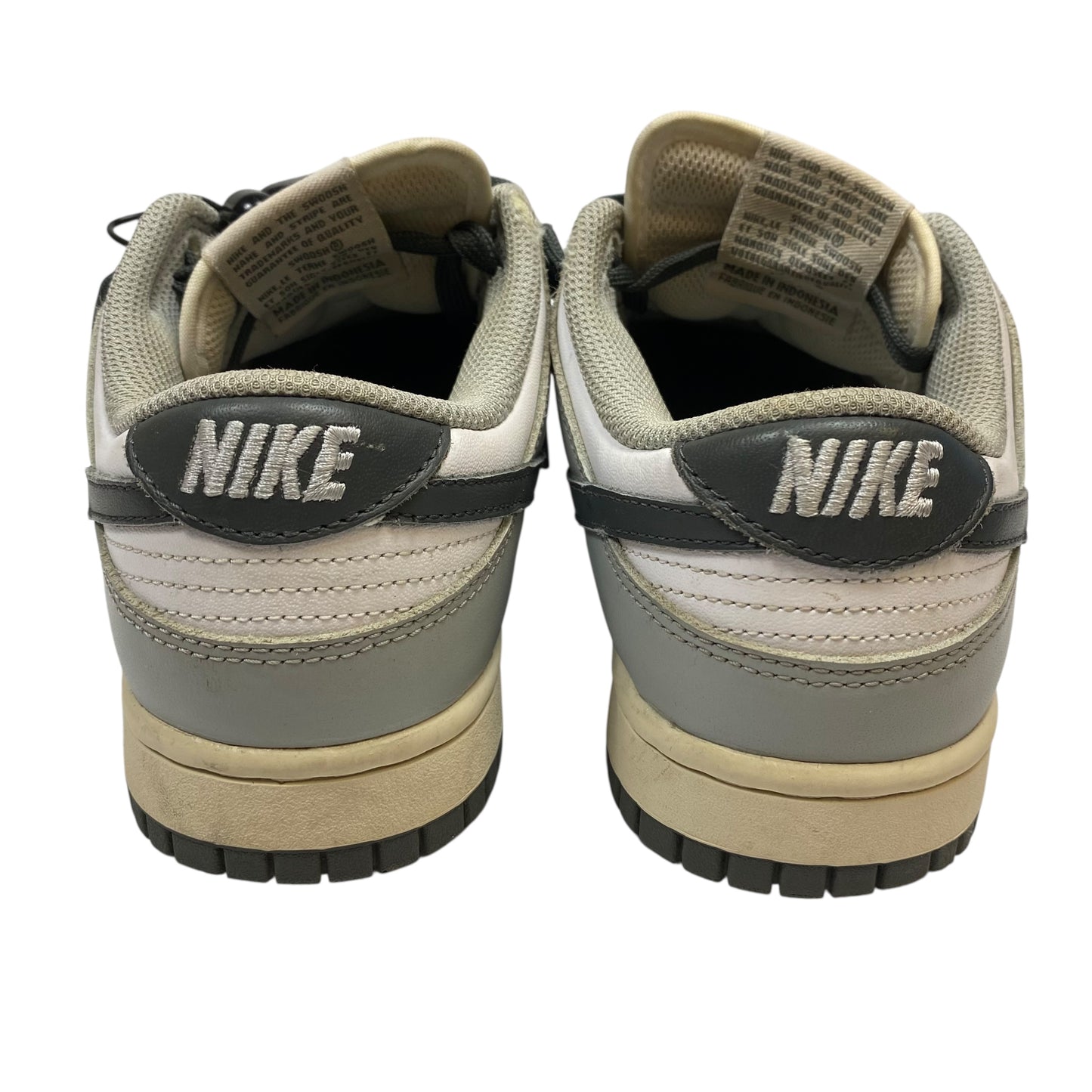 Shoes Sneakers By Nike In Grey & White, Size:7