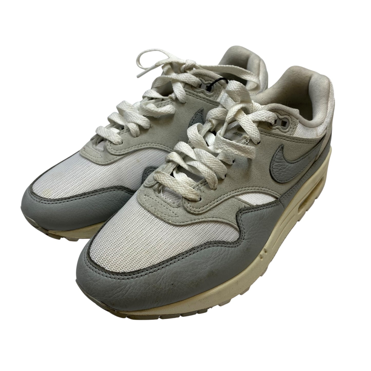 Shoes Athletic By Nike In Grey & White, Size:9.5