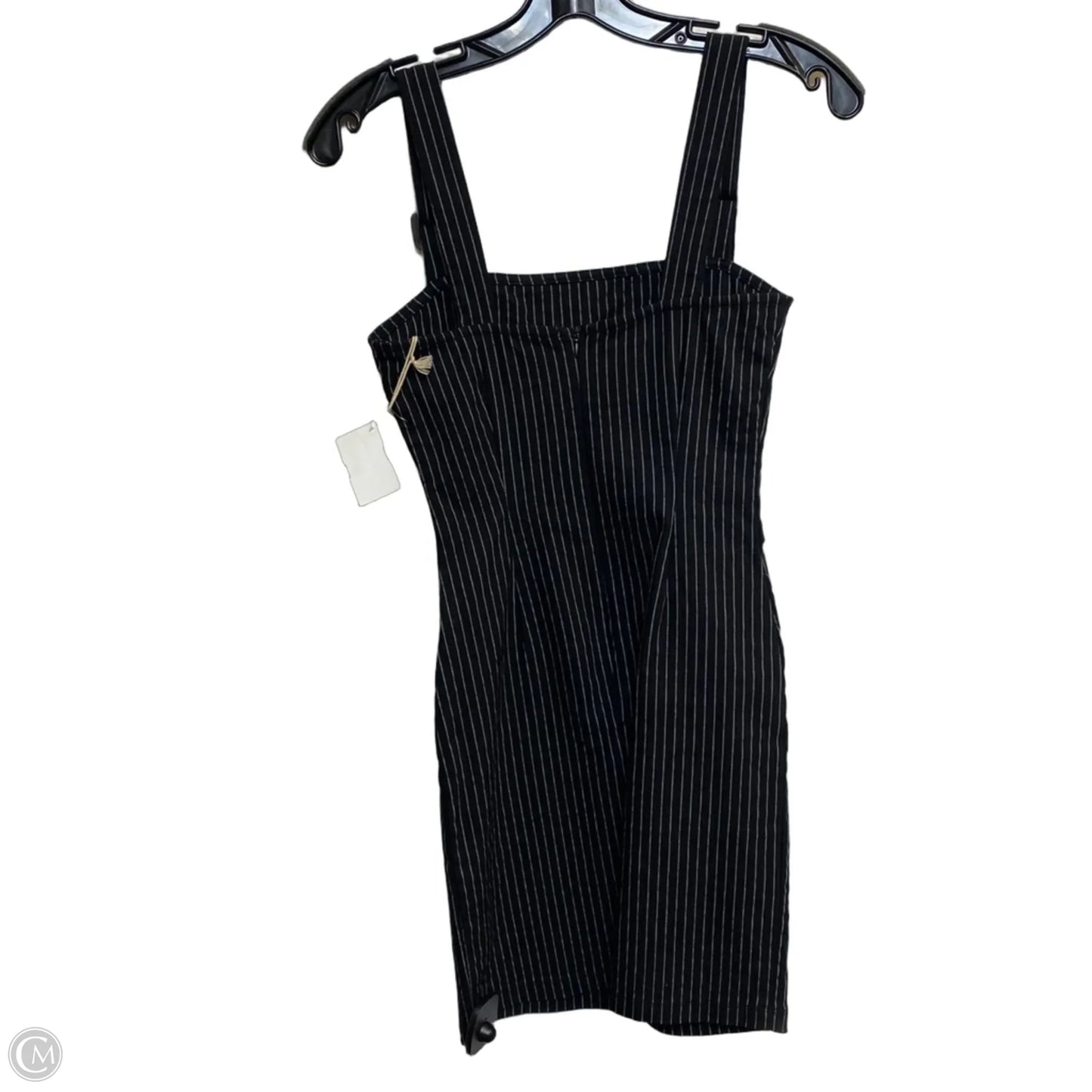 Dress Casual Short By Forever 21 In Black, Size: S
