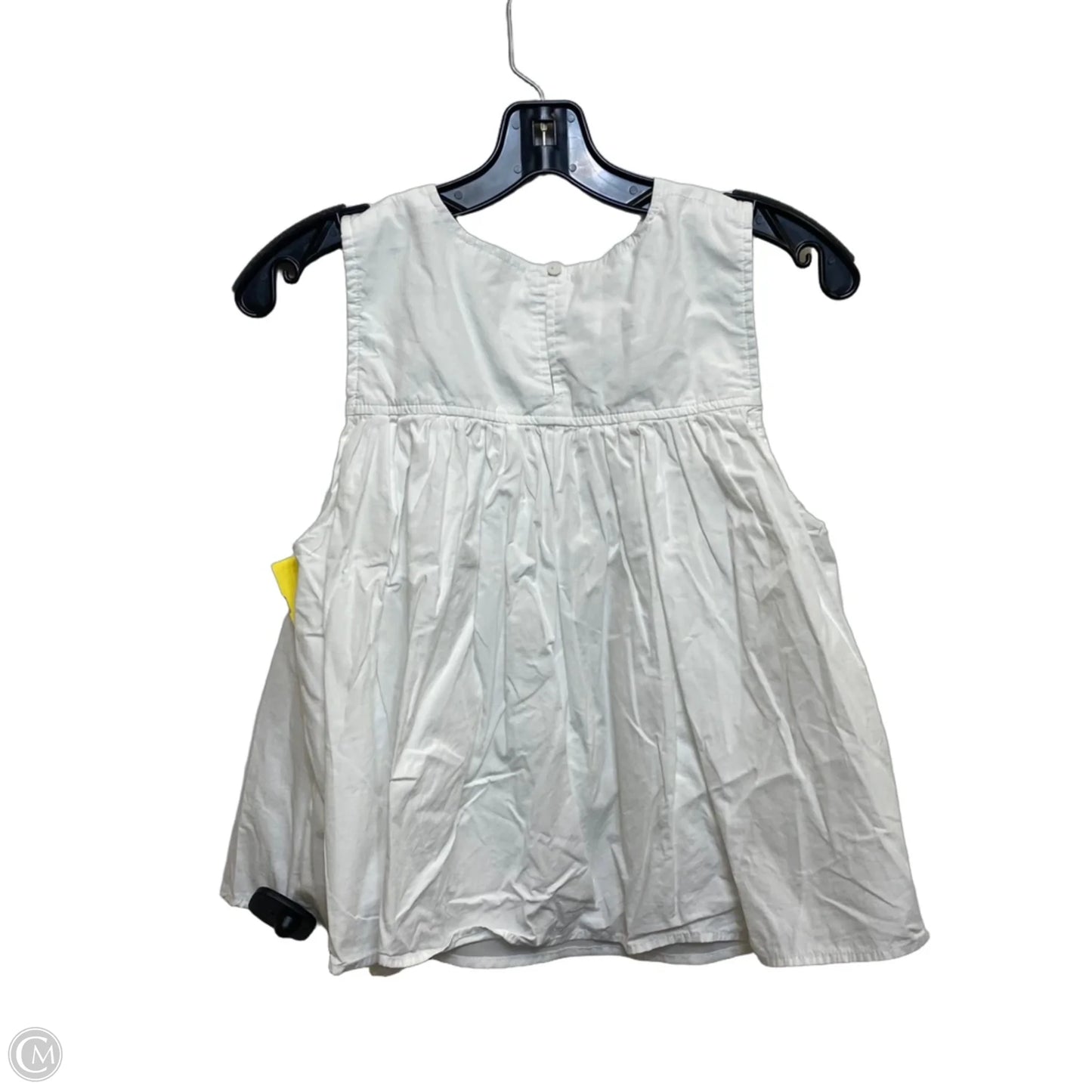 Top Sleeveless By Vestique In White, Size: M