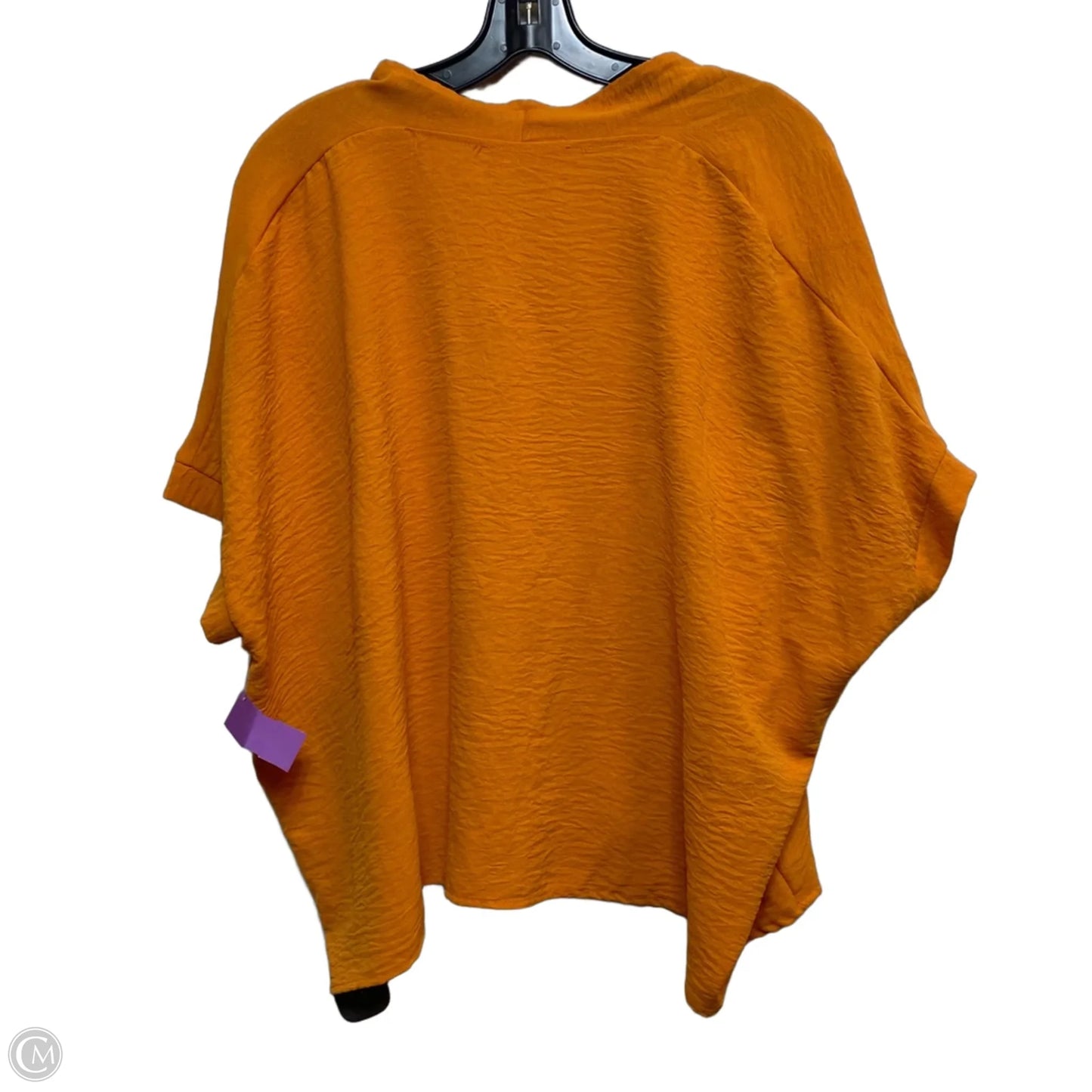 Top Short Sleeve By Cherry cloth In Orange, Size: M