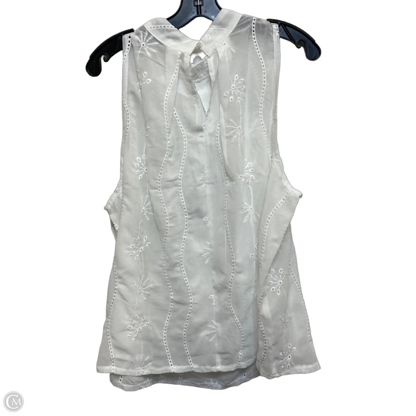 Top Sleeveless By Shein In White, Size: 3x