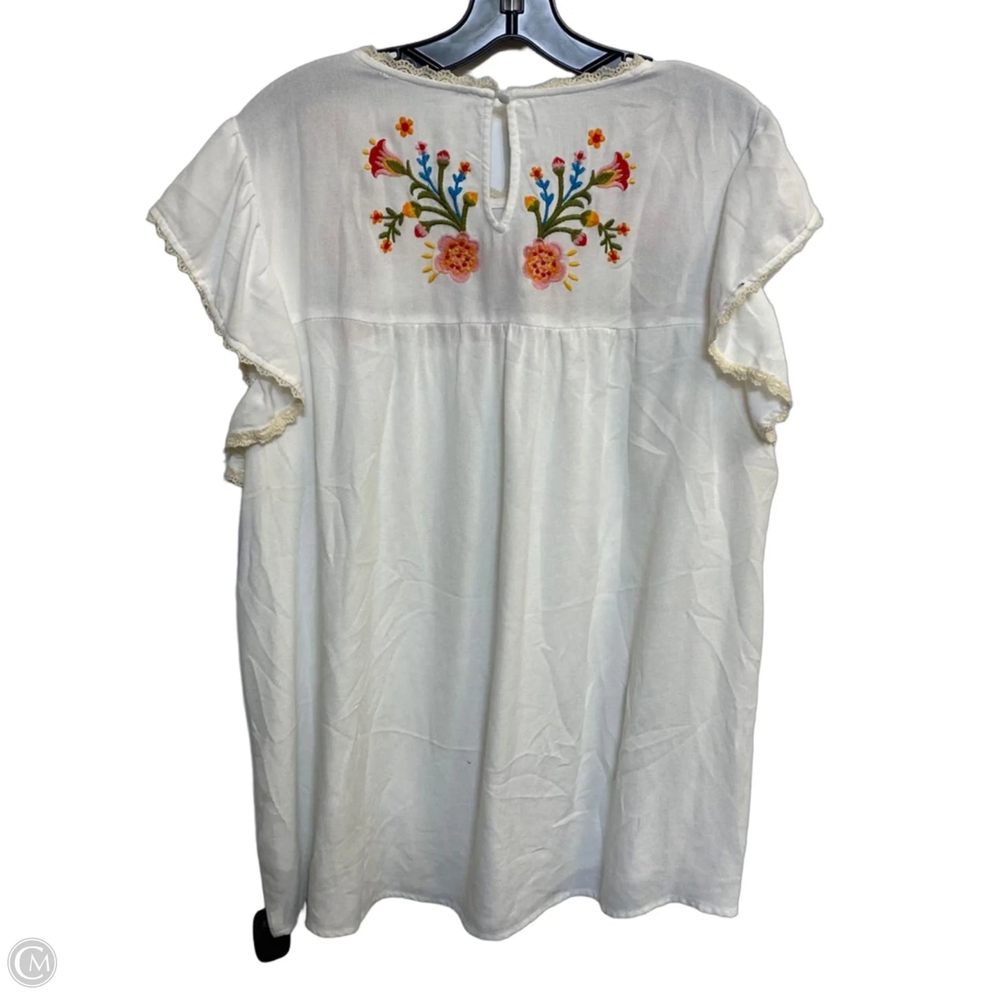 Top Sleeveless By Cmf In White, Size: 1x