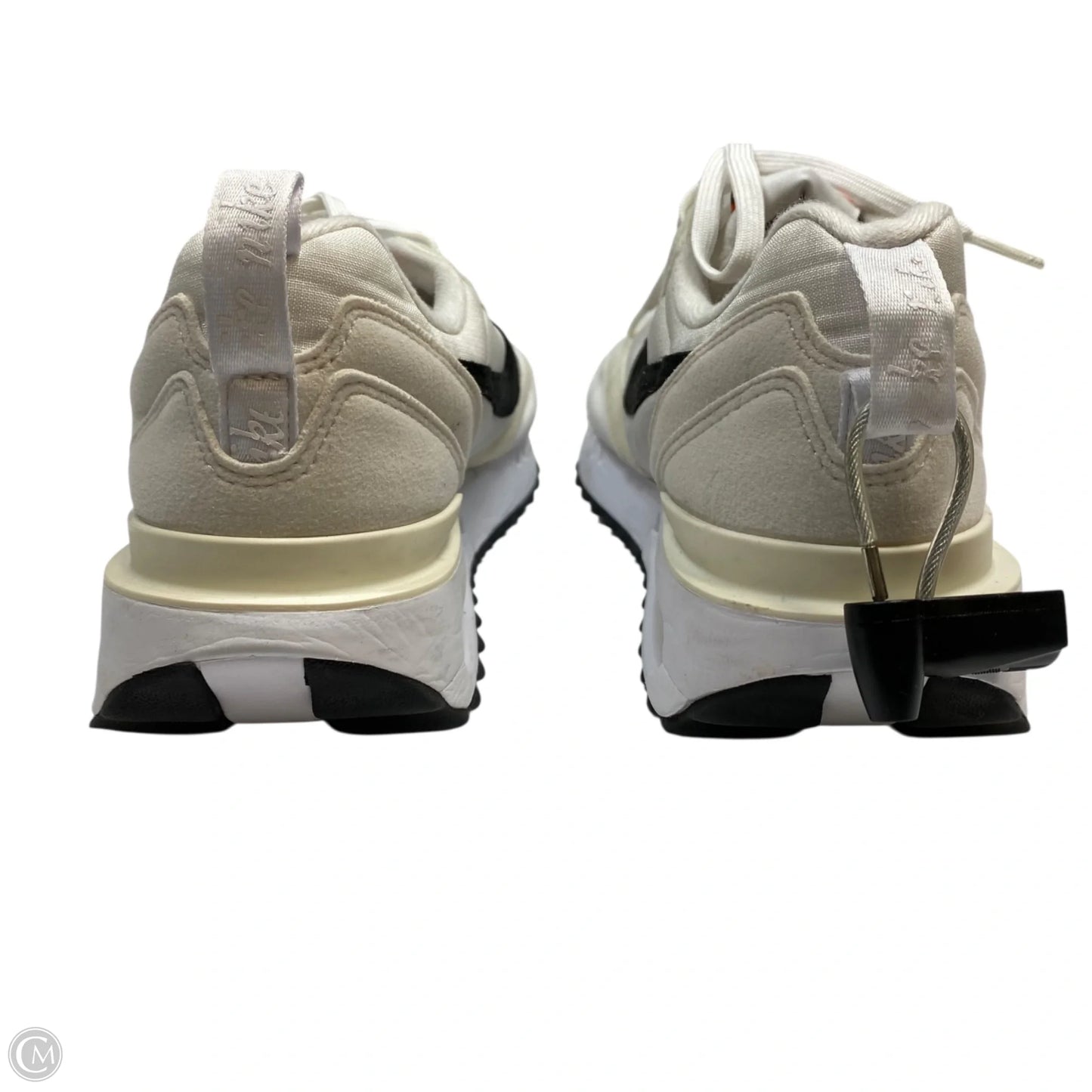 Shoes Athletic By Nike In Black & White, Size: 7.5