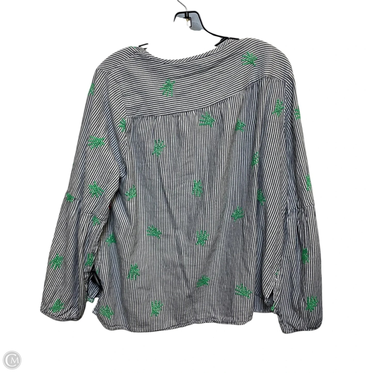 Top Long Sleeve By Crown And Ivy In Grey & White, Size: Xl