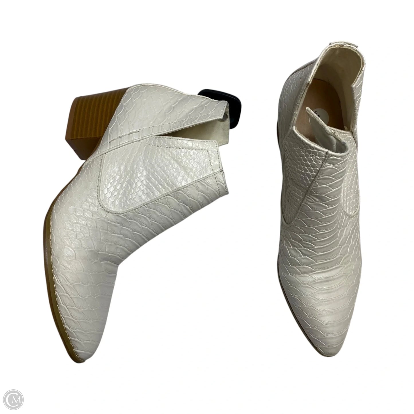 Boots Ankle Heels By Cmf In White, Size: 7