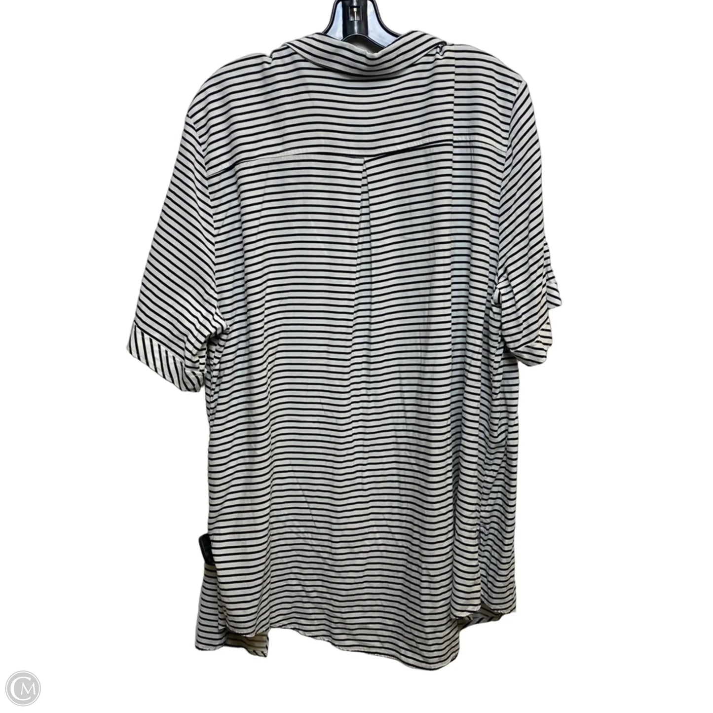 Top Short Sleeve By Chicos In Black & White, Size: 2x
