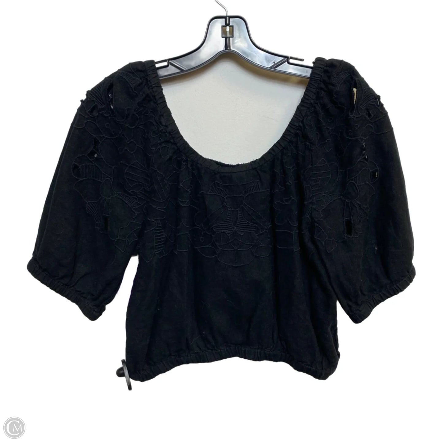 Top Short Sleeve By Universal Thread In Black, Size: S
