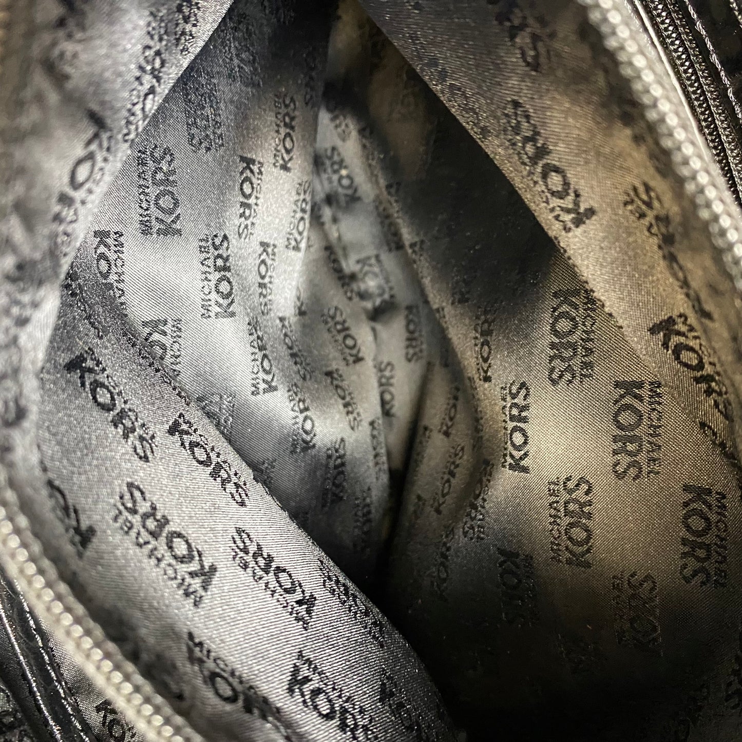 Handbag Designer By Michael Kors, Size: Large