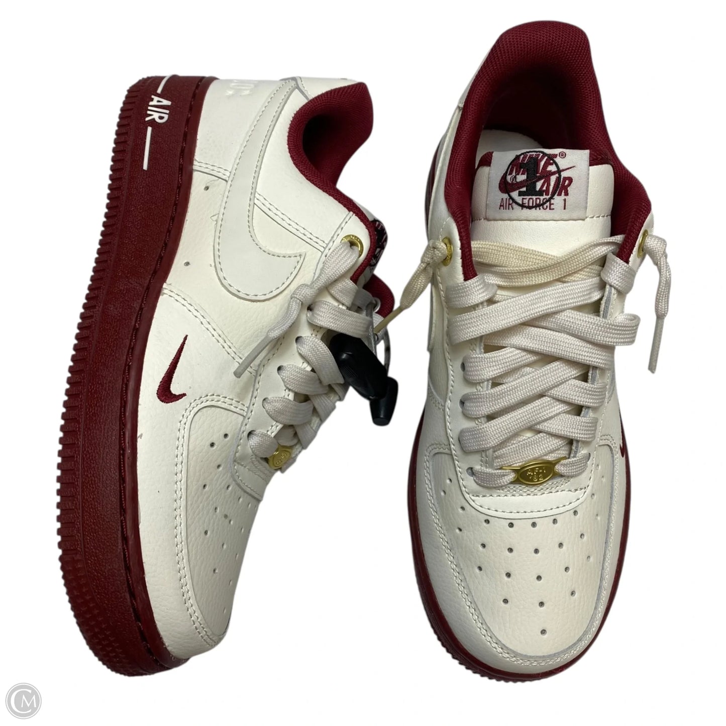 Shoes Sneakers By Nike In Cream & Red, Size: 6