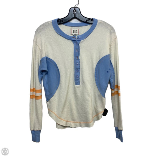Top Long Sleeve By Bdg In Blue & Cream, Size: S