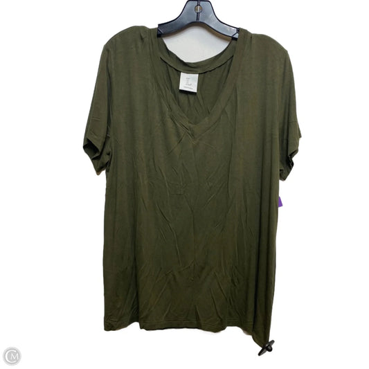 Top Short Sleeve Basic By Loanna In Green, Size: 1x