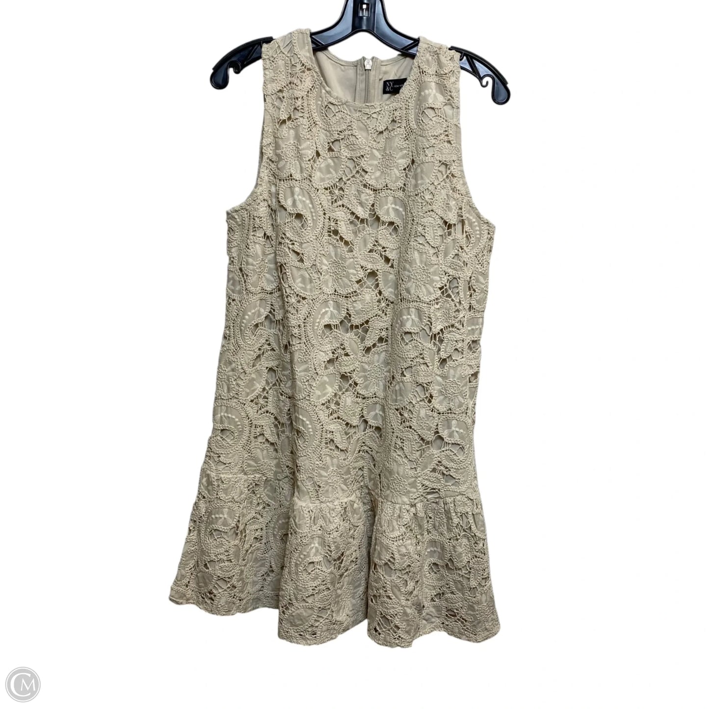 Dress Casual Short By New York And Co In Beige, Size: M