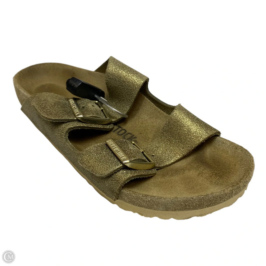 Sandals Flats By Birkenstock In Gold, Size: 5