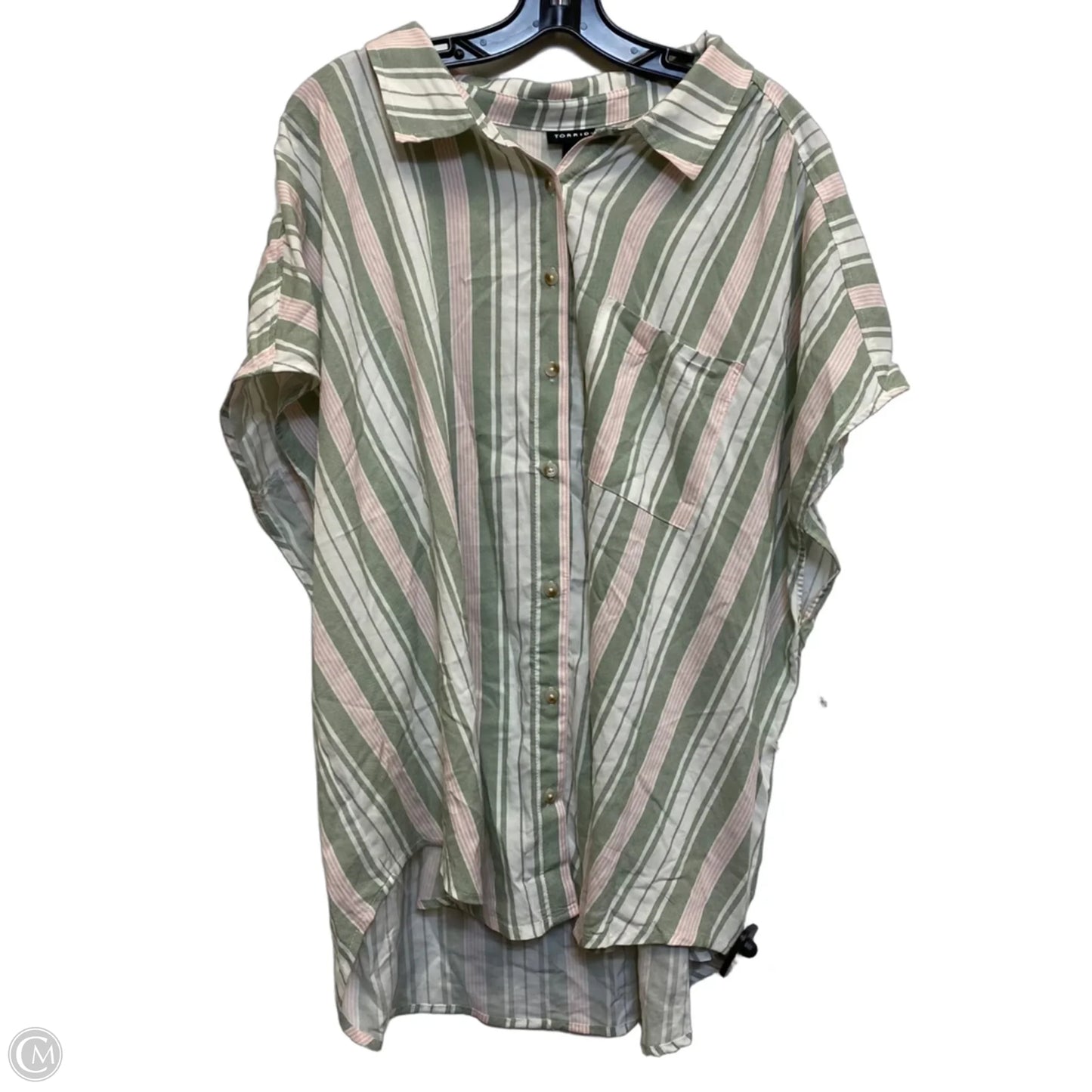 Top Short Sleeve By Torrid In Green, Size: 4x