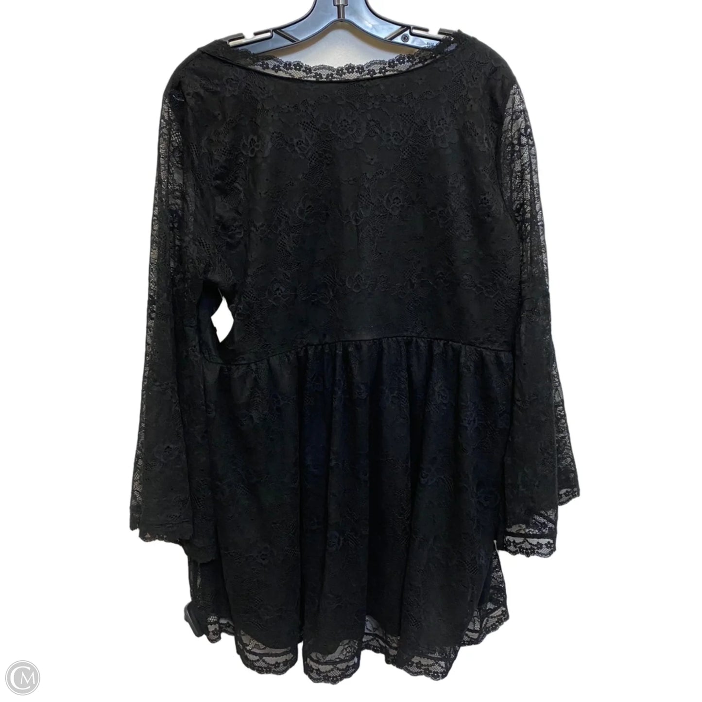 Top Long Sleeve By Torrid In Black, Size: 1x
