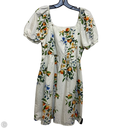 Dress Casual Short By Time And Tru In Cream, Size: L