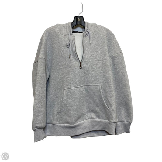 Sweatshirt Hoodie By Trendy Queen In Grey, Size: M
