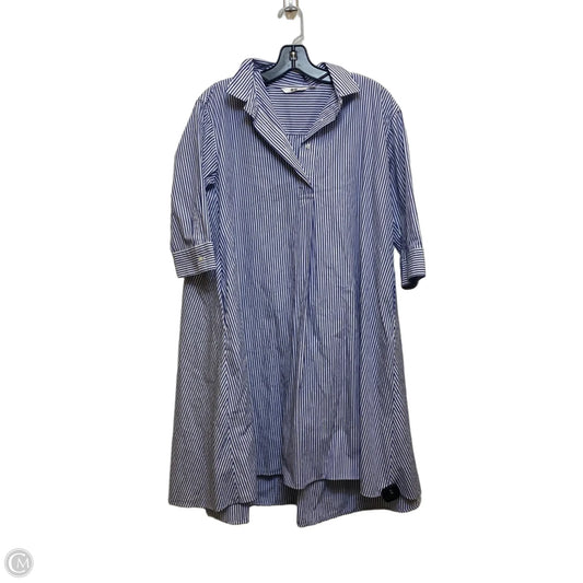 Dress Casual Short By Uniqlo In Blue & White, Size: M