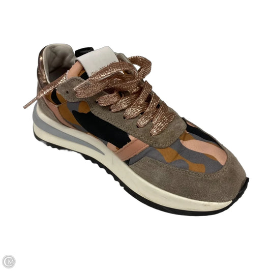 Shoes Sneakers By Clothes Mentor In Brown & Pink, Size: 5.5