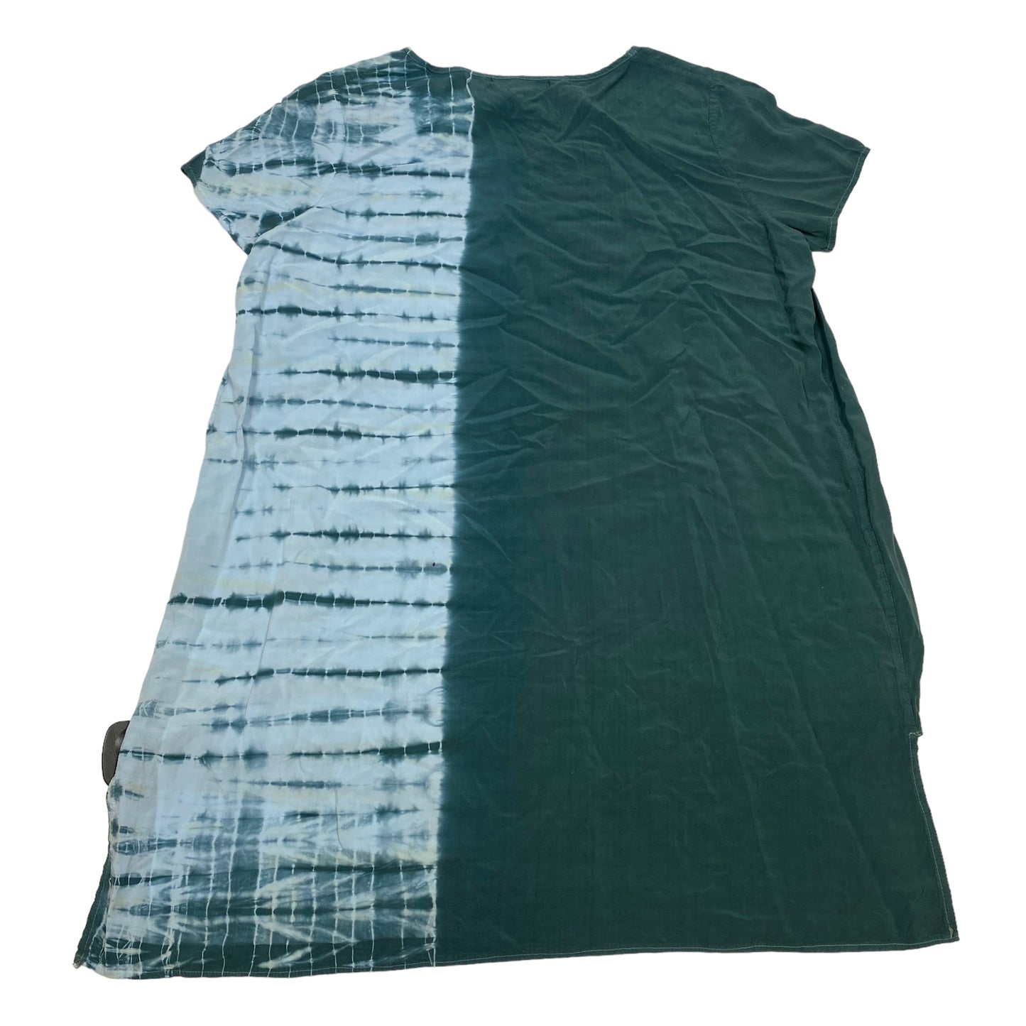 Green Top Short Sleeve She + Sky, Size L