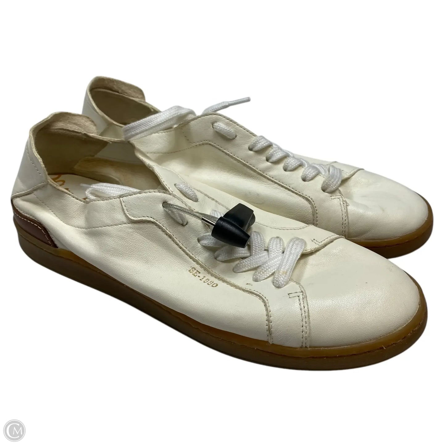 Shoes Sneakers By Sam Edelman In White, Size: 9.5