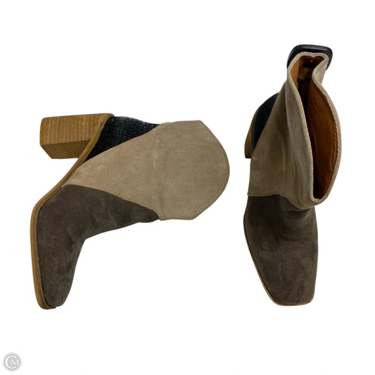 Boots Ankle Heels By Ccocci In Brown & Cream, Size: 7.5
