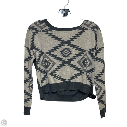 Top Long Sleeve By Heart Crush In Grey, Size: Xs