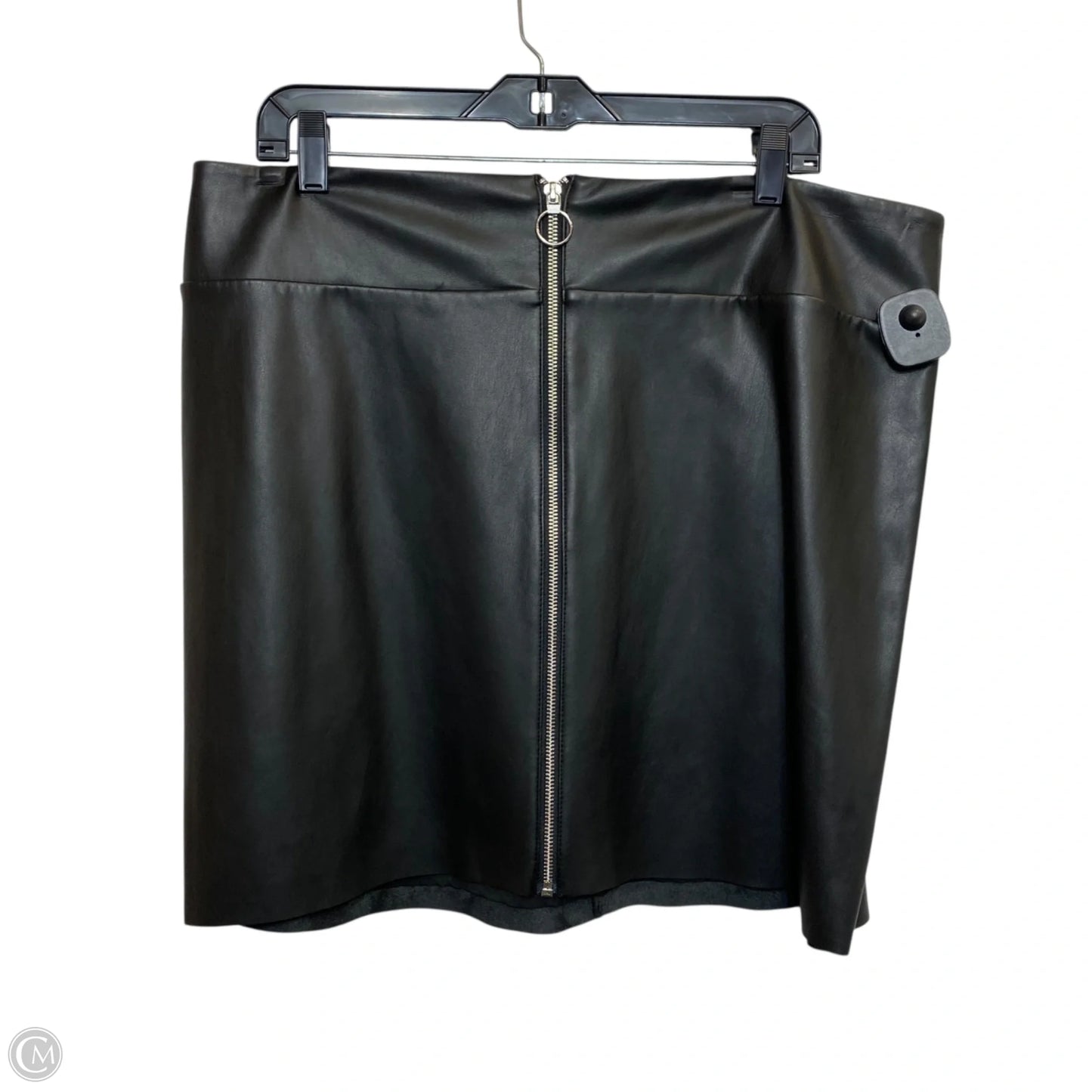 Skirt Mini & Short By Express In Black, Size: 1x