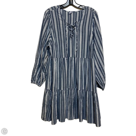 Dress Casual Short By Old Navy In Blue & White, Size: Xl