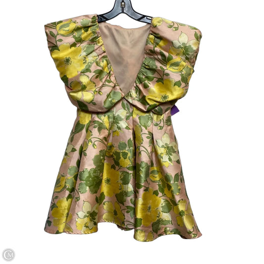 Dress Casual Short By Akira In Pink & Yellow, Size: M