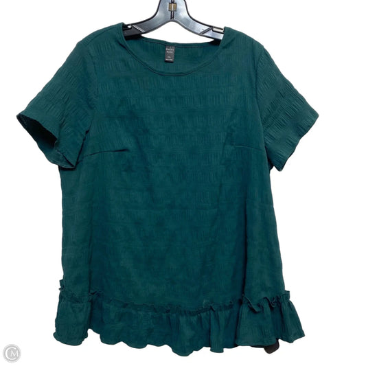 Top Short Sleeve By Emery Rose In Green, Size: 1x