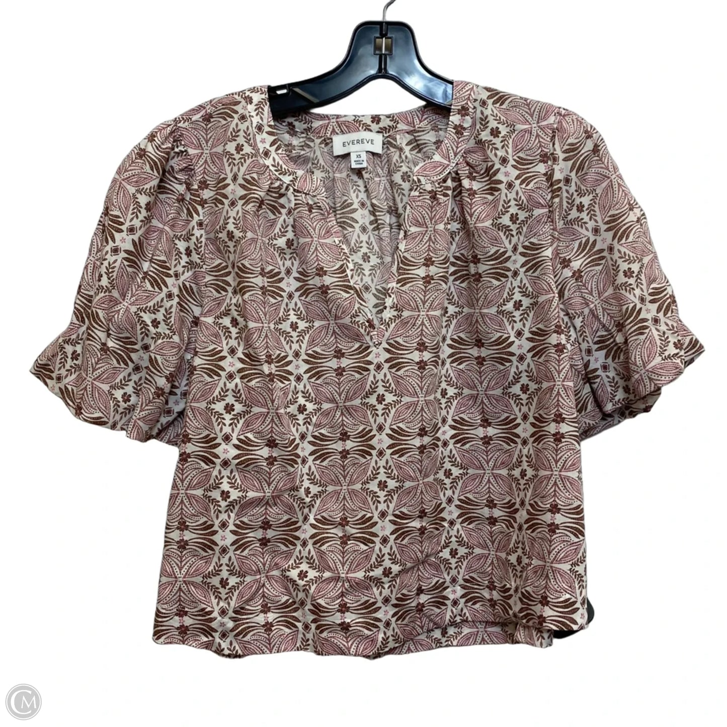 Top Short Sleeve By Evereve In Cream & Pink, Size: Xs