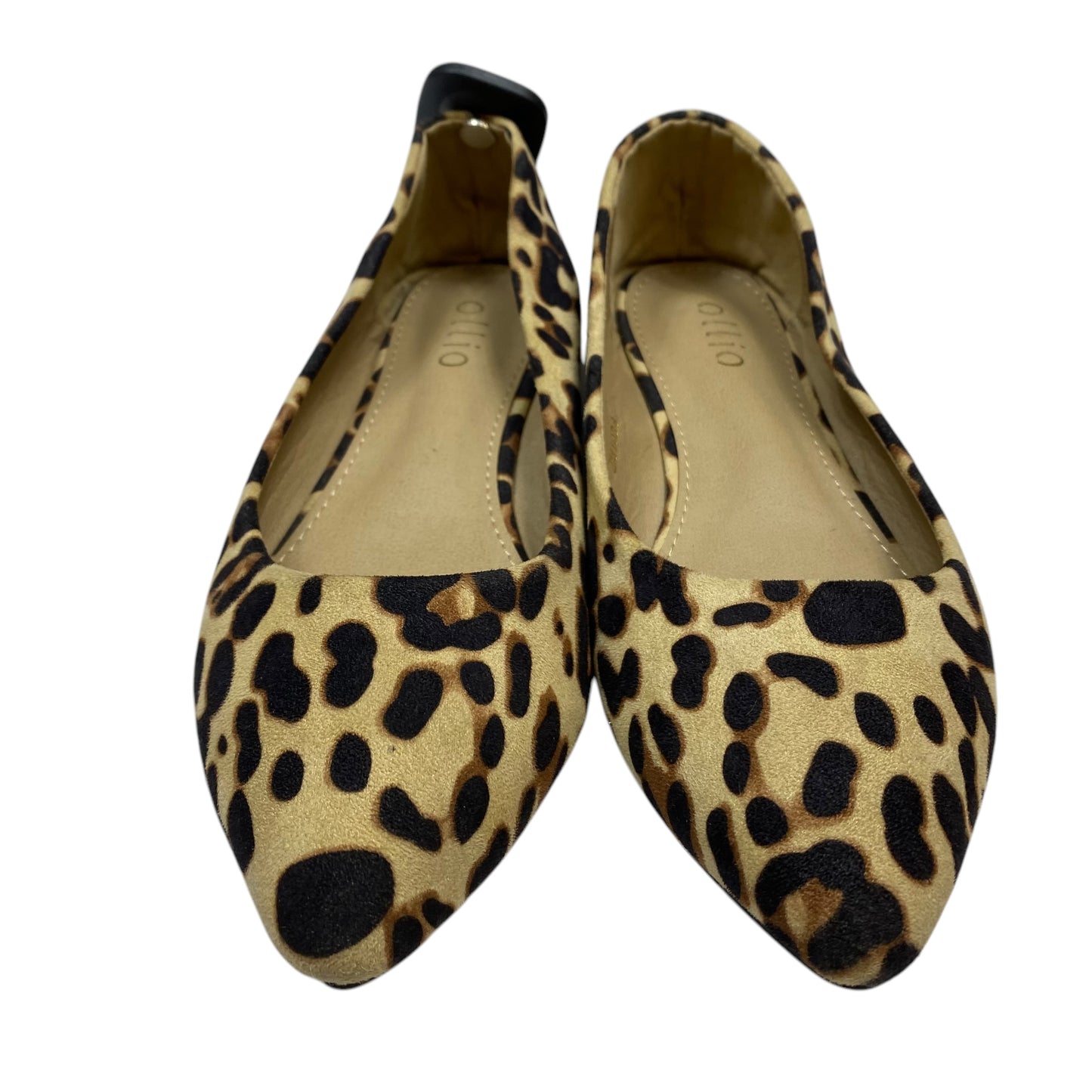 Shoes Flats By Ollio In Animal Print, Size: 7.5