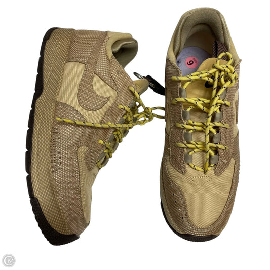 Shoes Sneakers By Nike In Gold, Size: 9