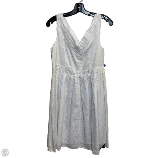 Dress Casual Short By Esley In White, Size: L