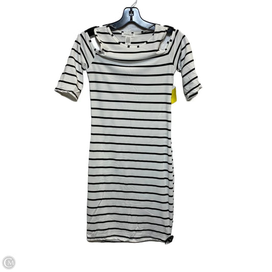 Dress Casual Short By Capella In Black & White, Size: L