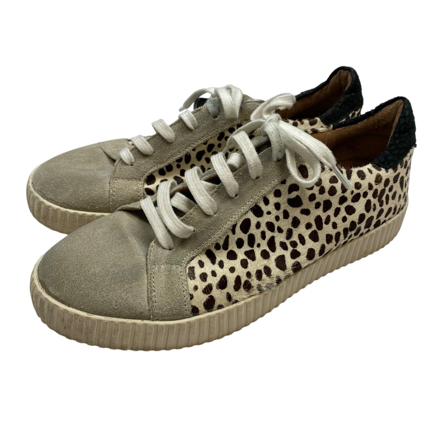 Shoes Sneakers By Find In Grey, Size: 8