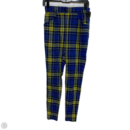 Pants Cropped By Urban Outfitters In Plaid Pattern, Size: Xs