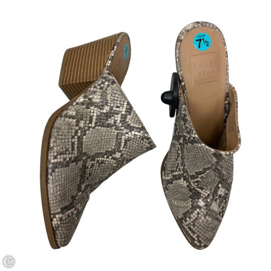 Shoes Heels Block By Kaari Blue In Snakeskin Print, Size: 7.5