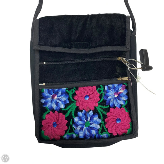 Crossbody By Cmf, Size: Small
