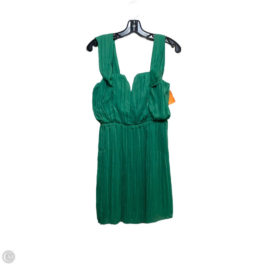 Dress Casual Short By Do + Be In Green, Size: S