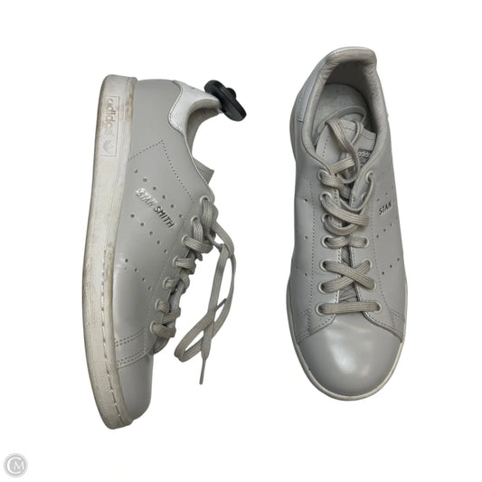 Shoes Sneakers By Adidas In Grey, Size: 7