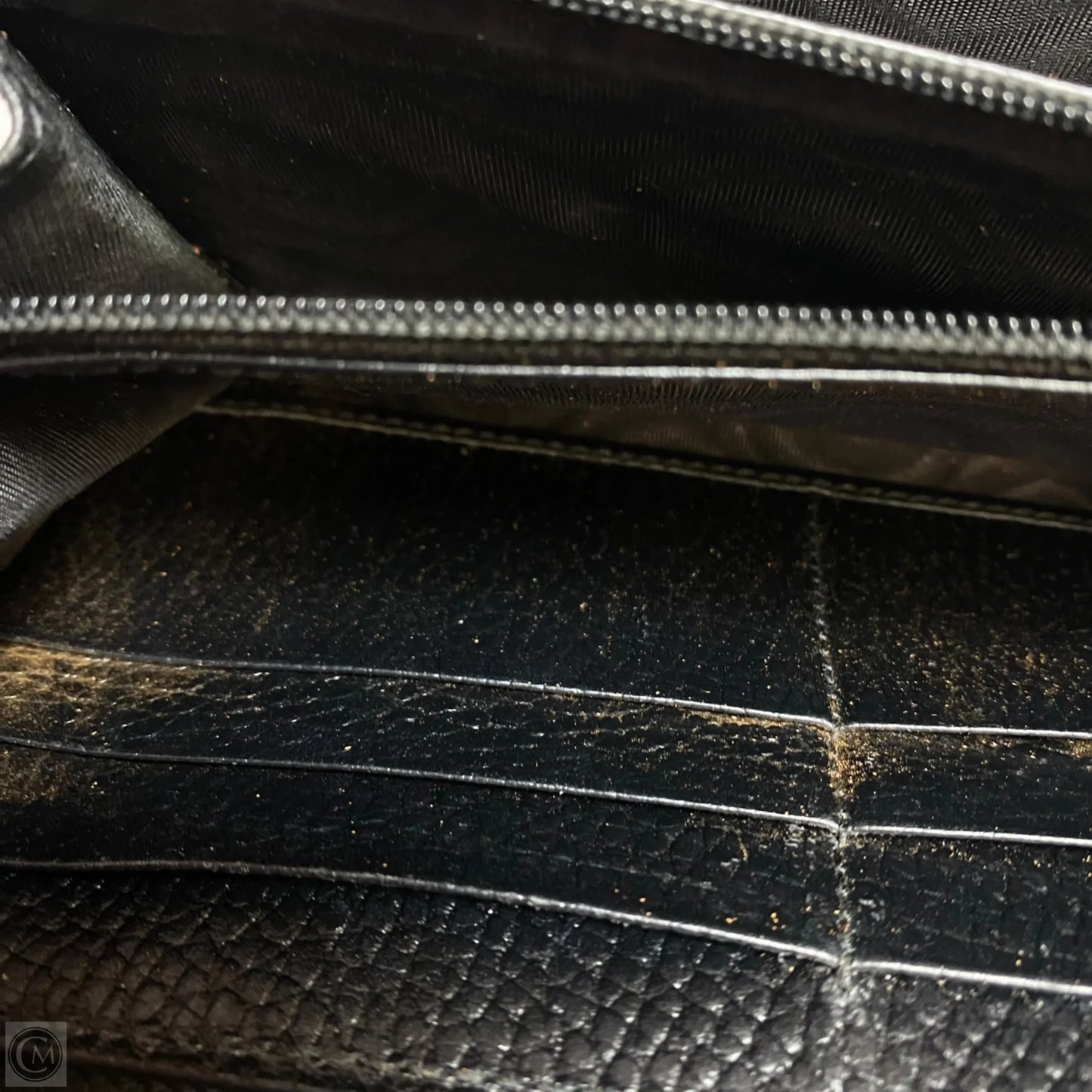 Wallet Luxury Designer By Gucci, Size: Medium