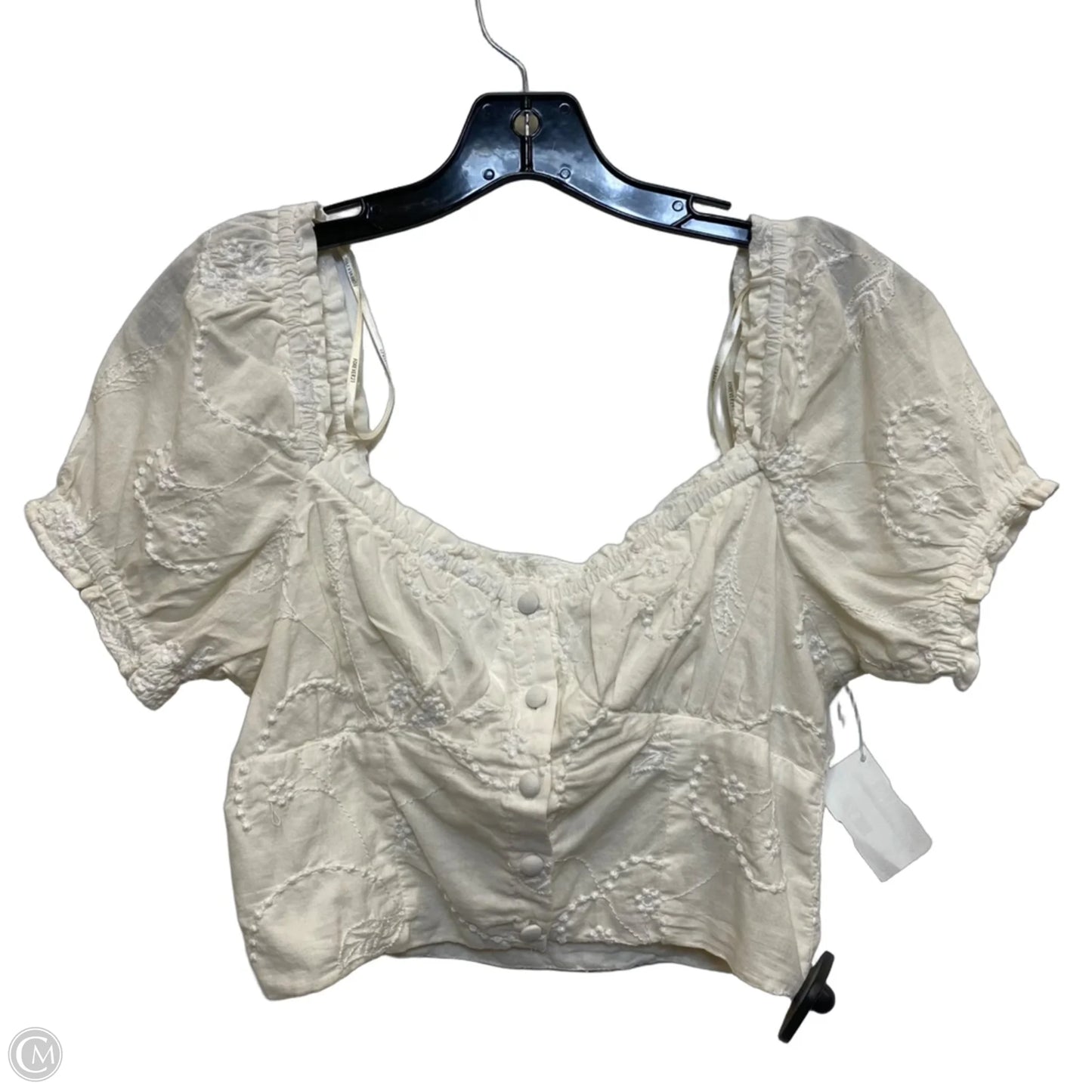 Top Short Sleeve By Forever 21 In Cream, Size: S