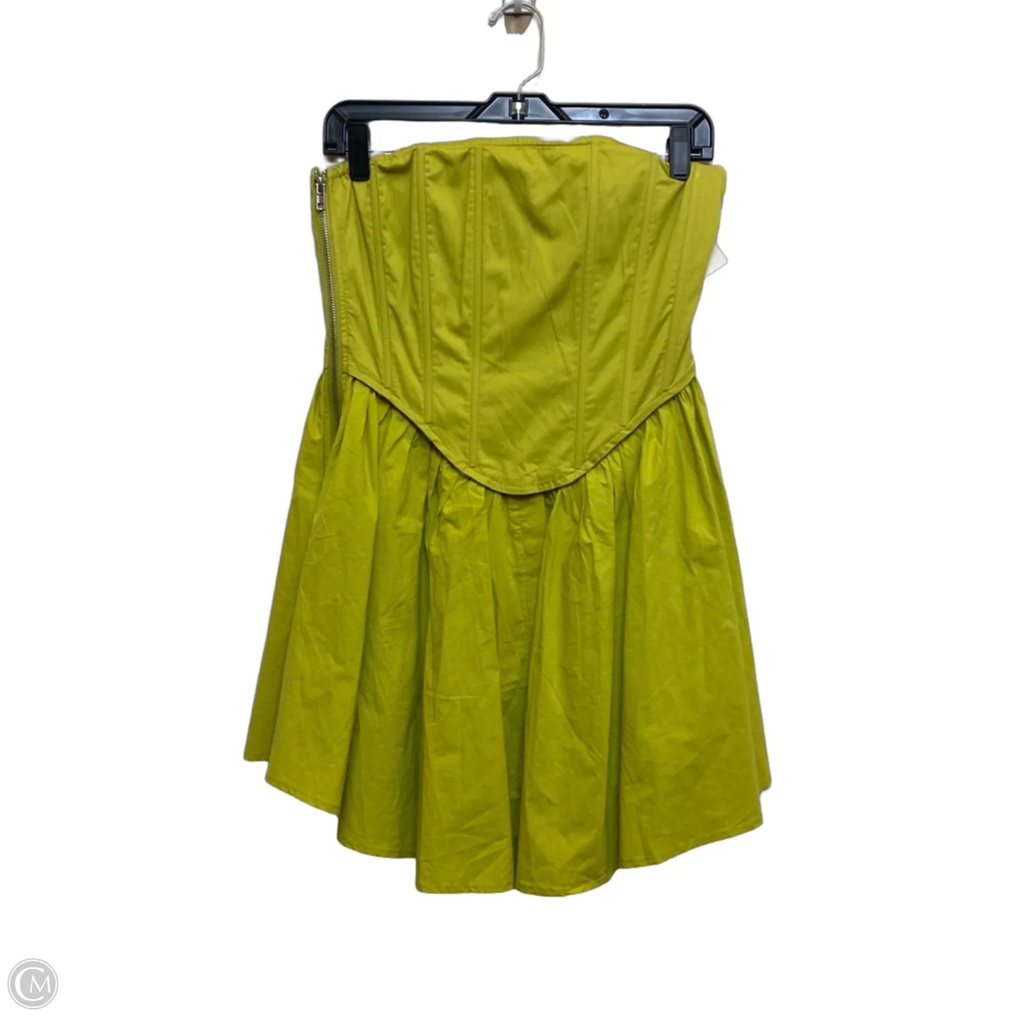 Dress Casual Short By Vestique In Green, Size: M
