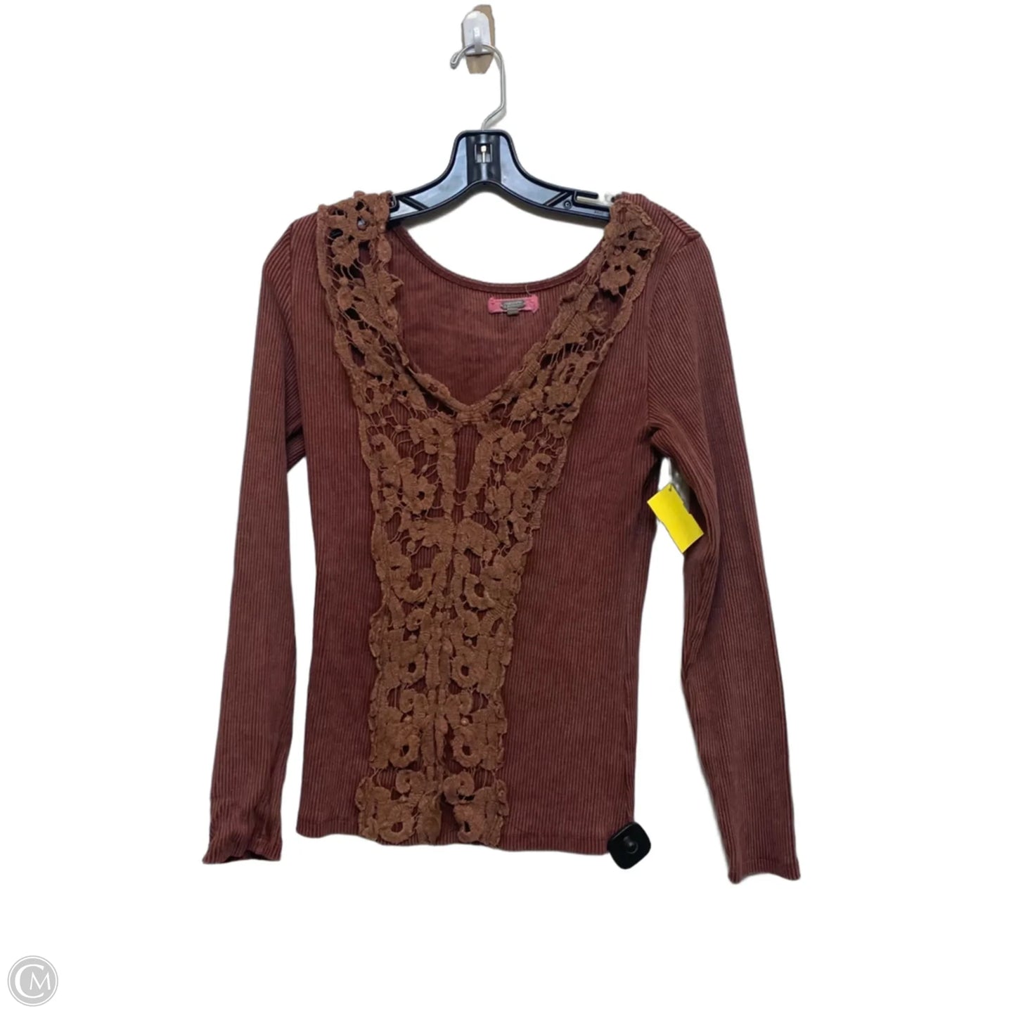 Top Long Sleeve By Gimmicks In Brown, Size: M