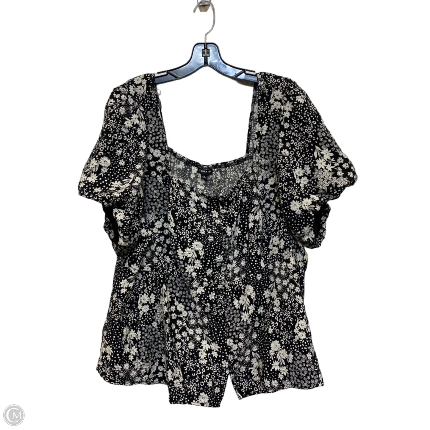 Top Short Sleeve By Torrid In Black & Cream, Size: 3x