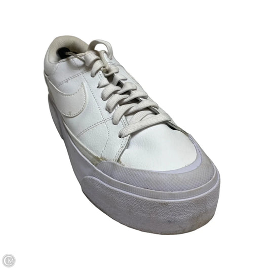 Shoes Sneakers By Nike In White, Size: 8