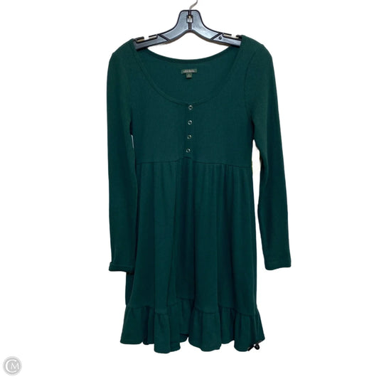 Dress Casual Short By Wild Fable In Green, Size: M